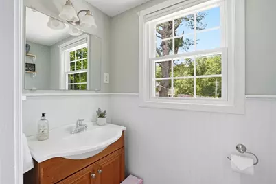 50 Blackmount Dr, Marshfield, MA 02050 - Photo 12
