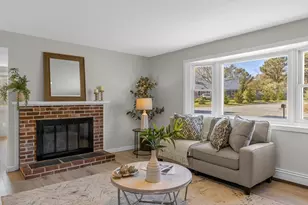 100 Village Ln, Wellfleet, MA 02667 - Photo 10