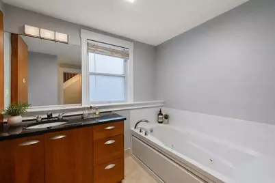 618-620 E. Third St. #1, Boston, MA 02127 - Photo 24