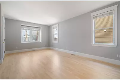 618-620 E. Third St. #1, Boston, MA 02127 - Photo 4