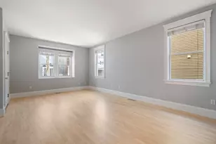 618-620 E 3rd St, Boston, MA 02127 - Photo 4