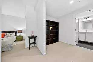 2 Earhart St, Cambridge, MA 02141 - Photo 18