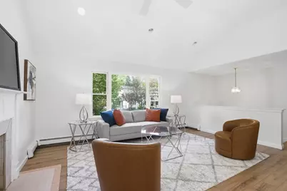 22 Railroad Avenue, Bedford, MA 01730 - Photo 6