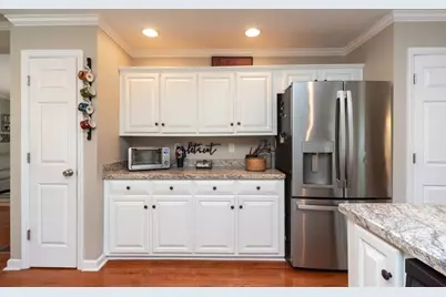 43 Fieldstone Circle, Bridgewater, MA 02324 - Photo 12