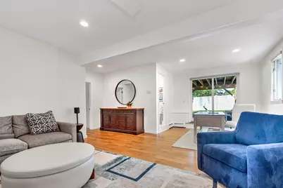 21 Hancock St, Bedford, MA 01730 - Photo 20