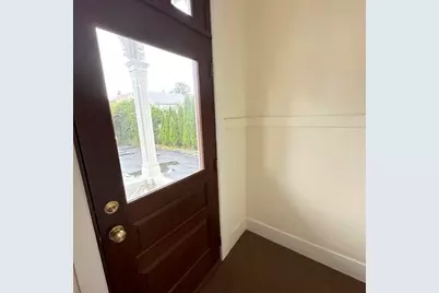 179 William St, New Bedford, MA 02740 - Photo 6
