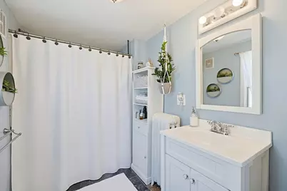 72 Dysart St, Quincy, MA 02169 - Photo 36