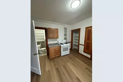 92-94 Waltham Street #4, Watertown, MA 02472 - Photo 4