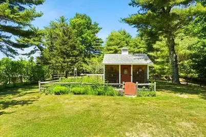 71 E Main St, Middleborough, MA 02346 - Photo 8
