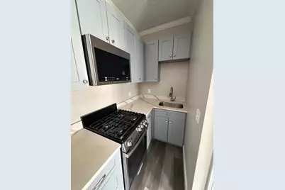 16 Magnolia Ave #12, Gloucester, MA 01930 - Photo 1