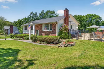 425 Rogers St, Tewksbury, MA 01876 - Photo 2