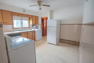 130 Francis St #2, Everett, MA 02149 - Photo 10
