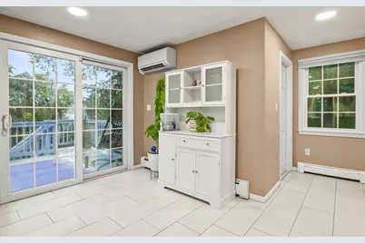 734 Lincoln St, Franklin, MA 02038 - Photo 6
