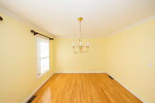 469 Walnut St, Shrewsbury, MA 01545 - Photo 6