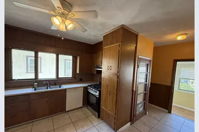 20 Benton Rd #2, Medford, MA 02155 - Photo 8