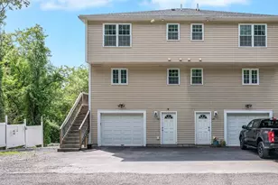 18 Bartlett Ave, Chelmsford, MA 01824 - Photo 2