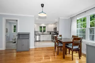 18 Bartlett Ave, Chelmsford, MA 01824 - Photo 10