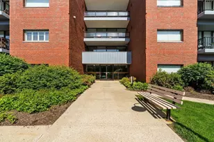 75 Grove St, Wellesley, MA 02482 - Photo 38