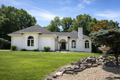 176 Genovevo Drive, Ludlow, MA 01056 - Photo 2