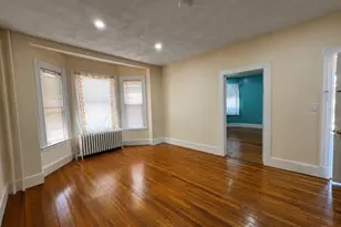 16 Reynolds Ave, Chelsea, MA 02150 - Photo 4
