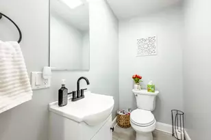 212 Main St, Fairhaven, MA 02719 - Photo 16