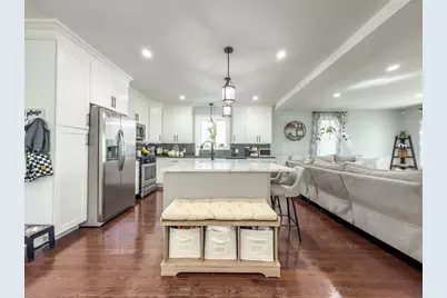 212 Main St, Fairhaven, MA 02719 - Photo 8