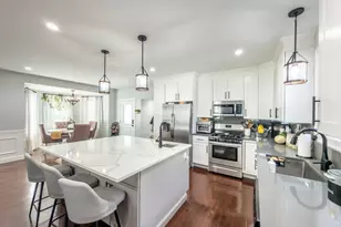 212 Main St, Fairhaven, MA 02719 - Photo 10