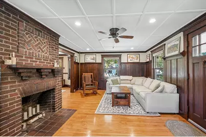 18 Wells Road, Reading, MA 01867 - Photo 2
