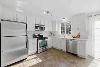 41 Boston Rd #111, Billerica, MA 01862 - Photo 6