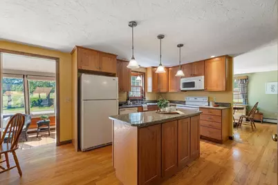 2 Fox Run Rd, Sterling, MA 01564 - Photo 4