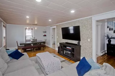 15 Monticello Ave, Springfield, MA 01109 - Photo 18