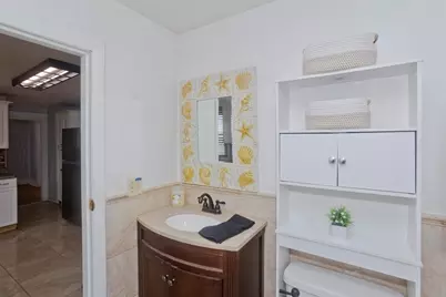 15 Monticello Ave, Springfield, MA 01109 - Photo 28