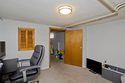15 Monticello Ave, Springfield, MA 01109 - Photo 30