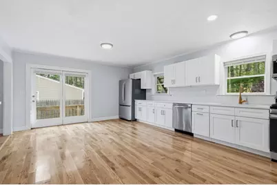 8 Ash St, Plymouth, MA 02360 - Photo 4