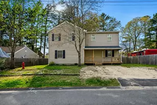 8 Ash St, Plymouth, MA 02360 - Photo 1