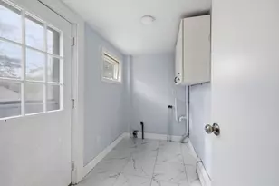 8 Ash St, Plymouth, MA 02360 - Photo 16