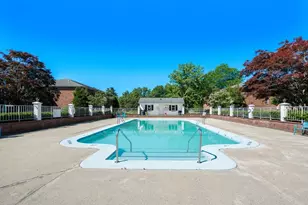 91 Pleasant, Medfield, MA 02052 - Photo 18