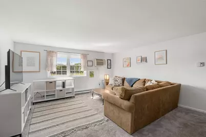 91 Pleasant #C11, Medfield, MA 02052 - Photo 2