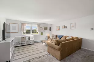 91 Pleasant, Medfield, MA 02052 - Photo 2