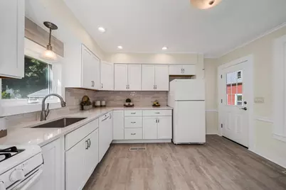 5 Cushing Street, Amesbury, MA 01913 - Photo 6
