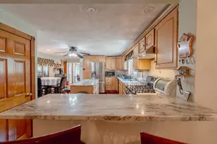 33 Water St, Medford, MA 02155 - Photo 8