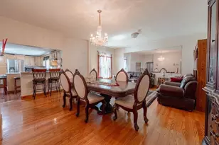 33 Water St, Medford, MA 02155 - Photo 6