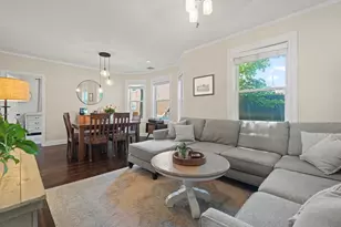 10 Ashmont Ct, Boston, MA 02122 - Photo 2