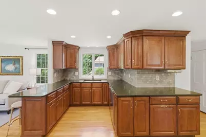 42 Birchtree Dr, Westwood, MA 02090 - Photo 10