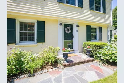 42 Birchtree Dr, Westwood, MA 02090 - Photo 4