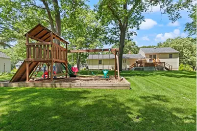 10 Lucille Ave, Westford, MA 01886 - Photo 28