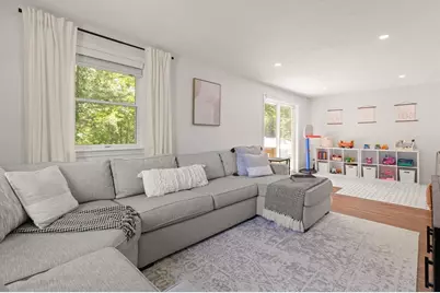 10 Lucille Ave, Westford, MA 01886 - Photo 20