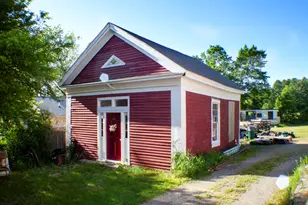 110 Center St, Plympton, MA 02367 - Photo 4