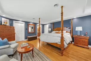 180 Meetinghouse Cir, Needham, MA 02492 - Photo 16