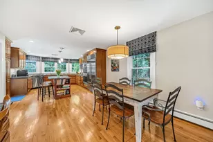 180 Meetinghouse Cir, Needham, MA 02492 - Photo 8
